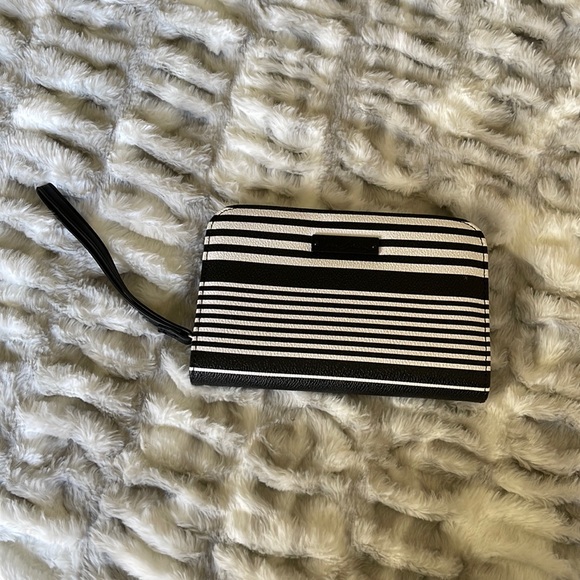 Vera Bradley Wallet - Picture 1 of 6